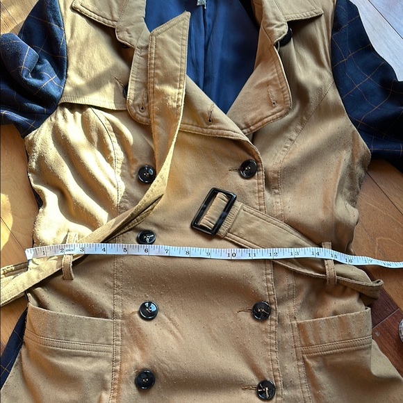 Anthropologie // Harlyn Tan Double-Breasted Trench Coat with Navy Plaid Detail - Picture 14 of 16